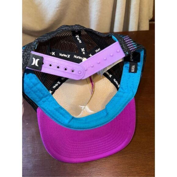 NWOT Hurley youth snap back hat - Picture 4 of 4